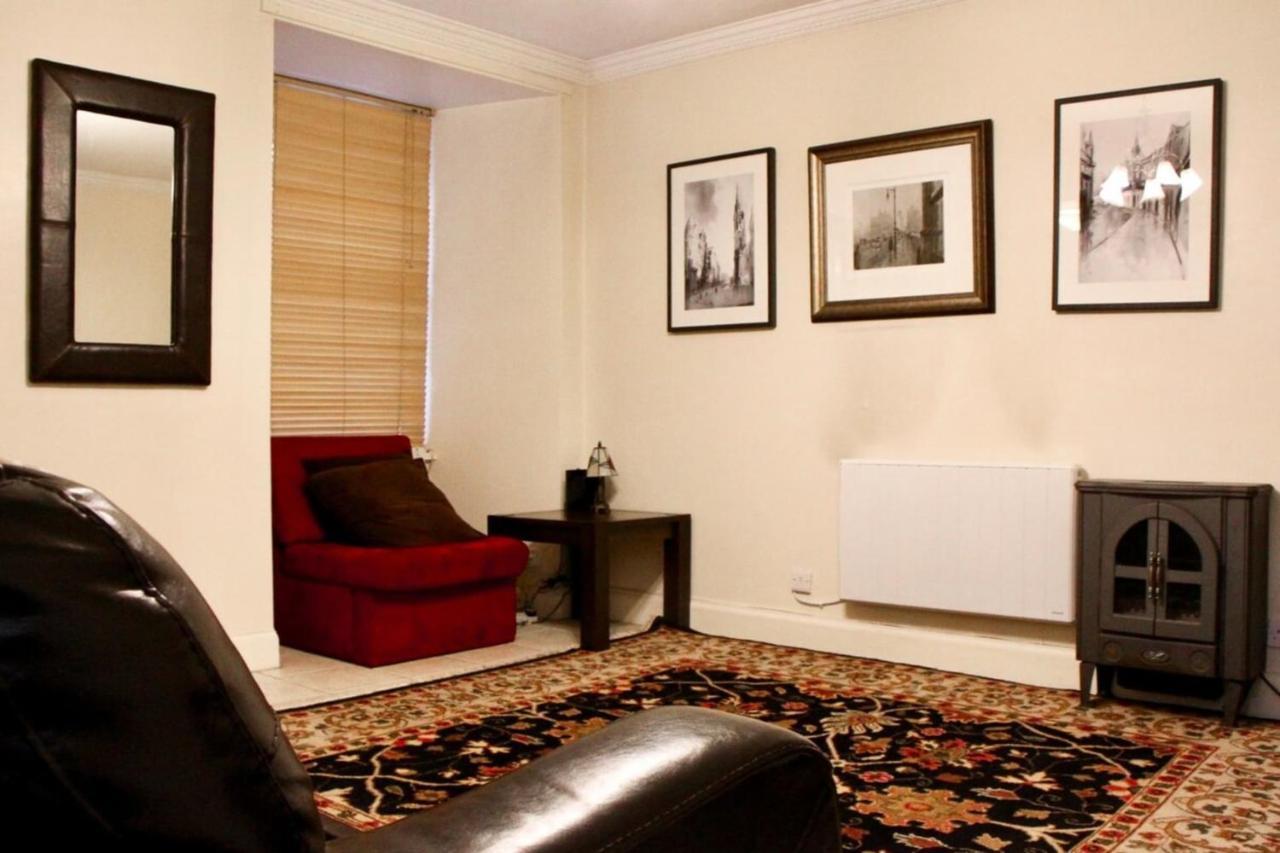 Appartement Comfortable In The Heart Of Old Town! Sale!